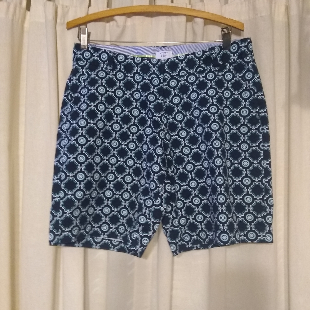 Women's size 8 shorts